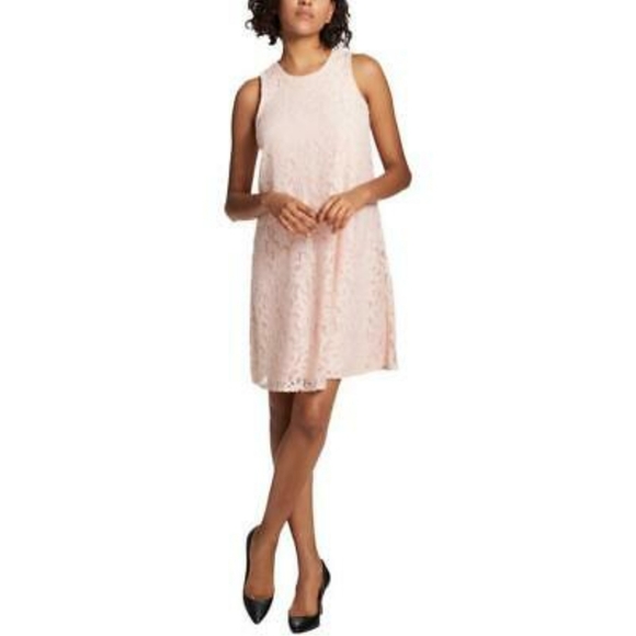 Pink lace daytime party dress - Picture 2 of 5